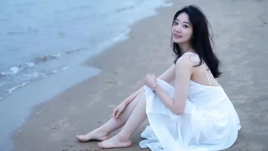 桌面壁纸 电脑桌面壁纸 美女壁纸 高清壁纸大全下载 桌面背景图片