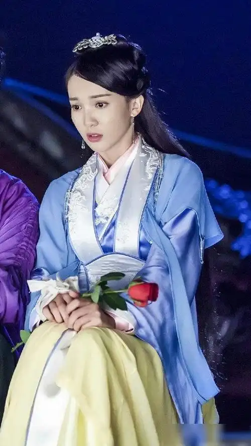 金晨饰演的八大古装角色虞姬妖娆步萌逗比赤练美到我了