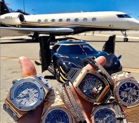 海外富二代发个朋友圈太拼了