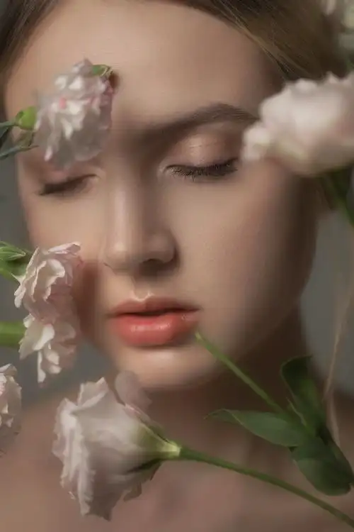 棚拍东欧美女化妆师 2