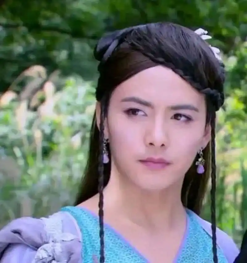 男明星扮女装,任嘉伦龚俊太搞笑,侯明昊和鹿晗也太漂亮了!