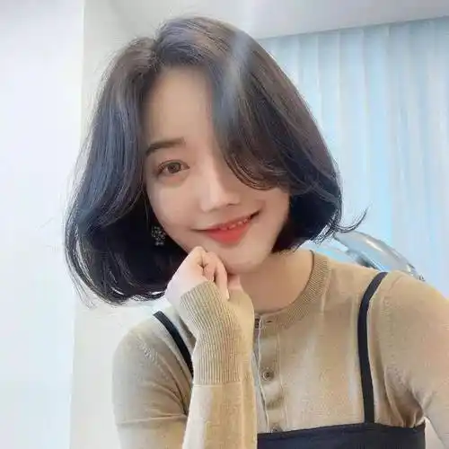 能够脱单的利落的齐耳短发