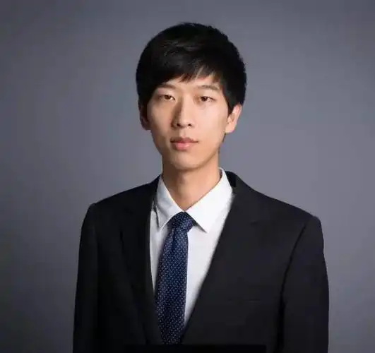 年加入新东方新东方"双师课堂"英语产品设计师龚城主讲老师2主讲人