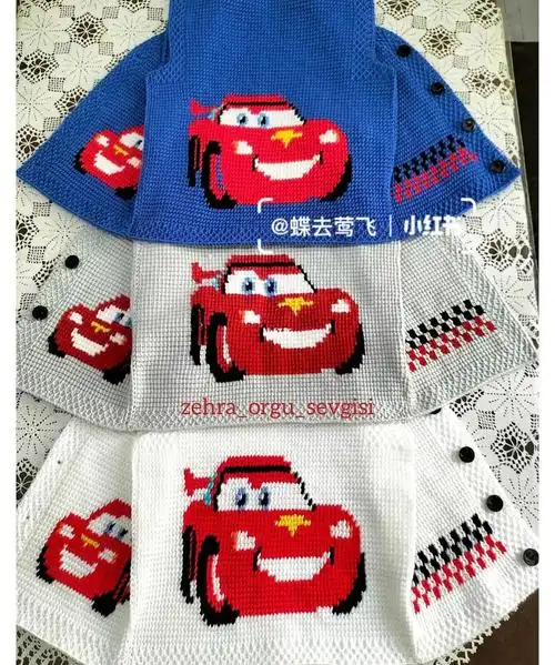 【像素】编织图案和刺绣元素的像素画 小汽车