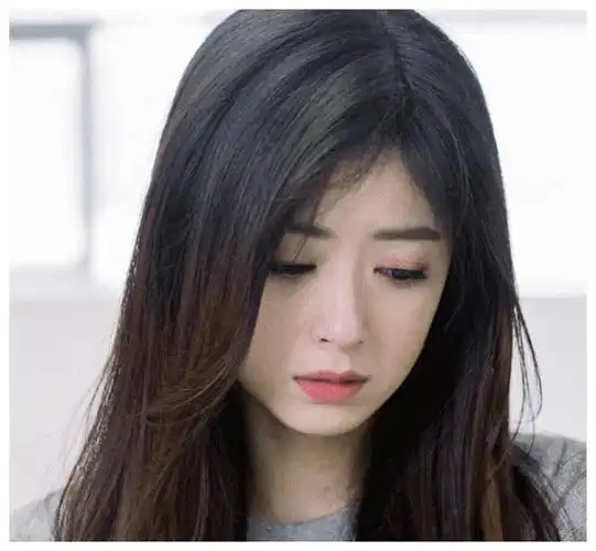 蒋欣硬加吃酸黄瓜戏,郑晓龙反对,竟成经典!