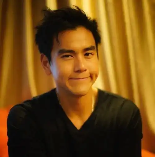 微信头像彭于晏