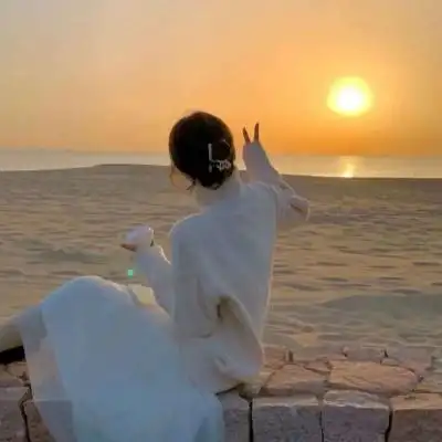 高清好看的女生唯美头像夕阳侧脸图片