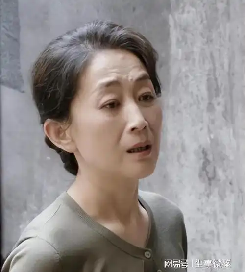 高龄女明星,20年不吃米饭,和亲哥不婚不育相伴终生|陈瑾|演员|幸福|不