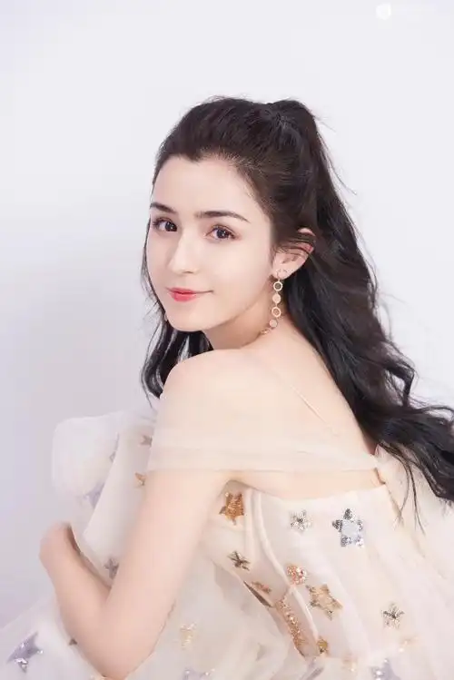 高清唯美私房图片 哈妮克孜,新疆美女,舞蹈演员,女演员,连衣裙美女,美