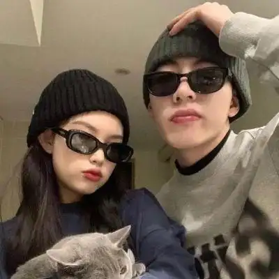 潮流嘻哈情侣头像一对高清图片唯美时尚情侣浪漫微信图片大全