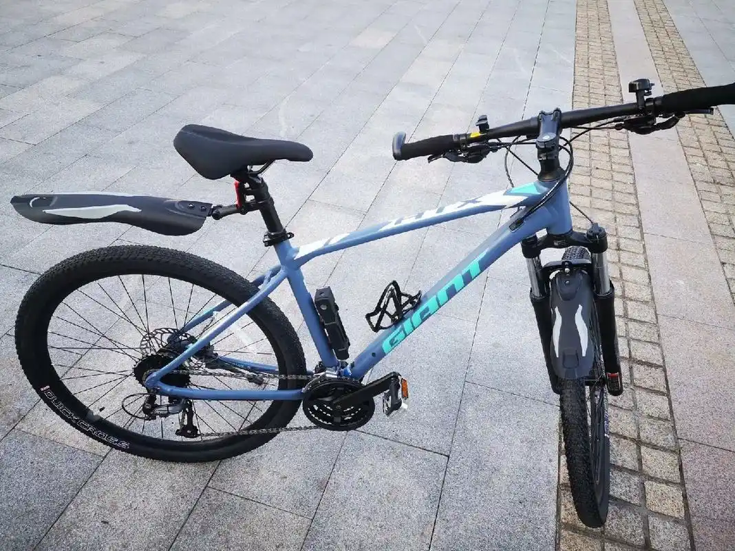 捷安特atx830的骑行感受 简单说一下捷安特atx830的骑行感受,裸车再加