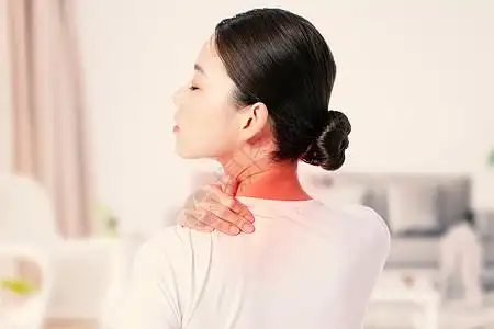 女士全身像颈椎病设计图片