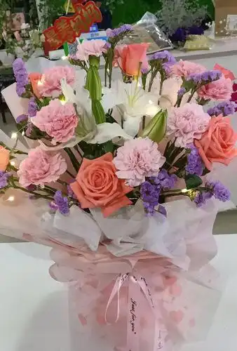 拽拽花坊特价活动夏天第一束花送给身边最美的她