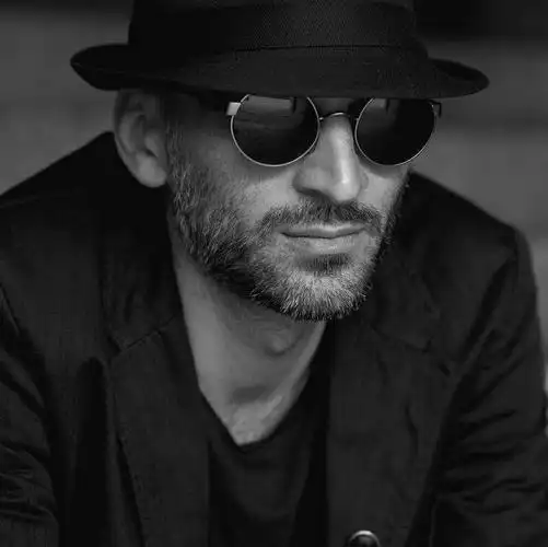 颓废男声┃另类演绎男人该有的尊严