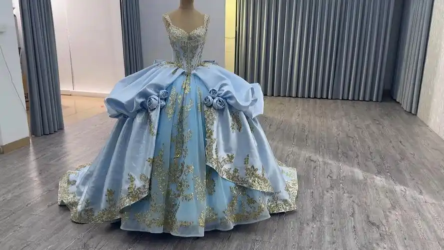 迪士尼真人版礼服