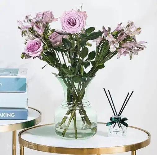 绿色花瓶配什么花好看?8张图片推荐