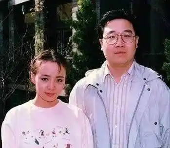 五次恋爱,三段婚姻,从演员到母亲,宋丹丹用微笑面对苦乐人生_袁钢