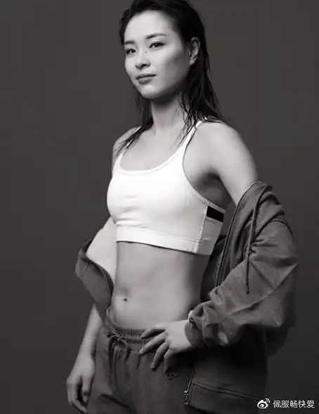 为国家赢得20多个金牌跳水女皇吴敏霞晒性感照岁月从不败美人