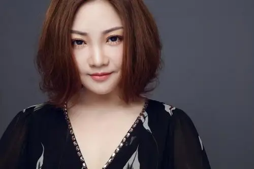 陈瑞首次与周晓鸥同台