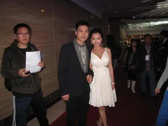 《欢喜婆婆》开年走红 何晟铭杨蓉牵手捧大奖