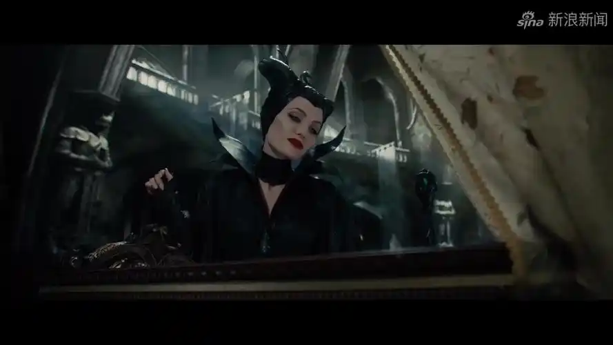 奇幻电影解说:诅咒睡美人的恶毒女巫,原来曾被渣男狠心抛弃