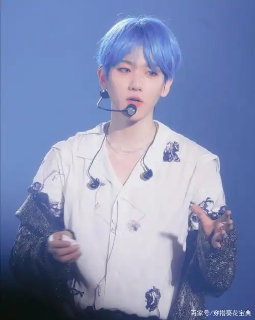 爱豆染发加成,李振宁王一博边伯贤黄明昊小鬼谁更能吸引你的眼球