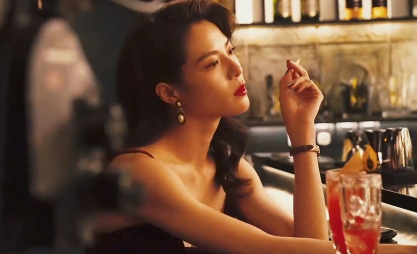 上映四天累计票房不过5000万,《荞麦疯长》输在钟楚曦太美