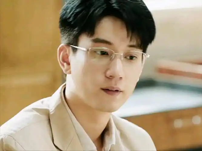 【王子奇‖顾一燃】怂怂又可爱的顾老师(老婆专属曲还是来了)