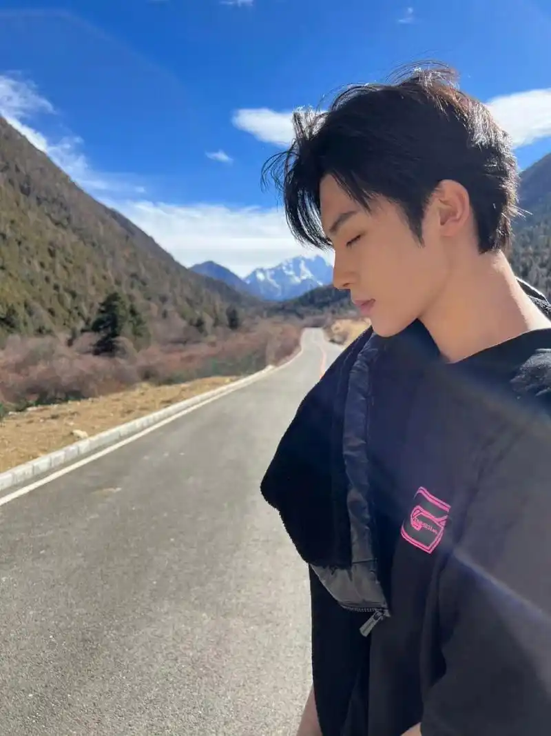 侯明昊‖适合做头像的那些照片 在线征集适合做头像的照片!