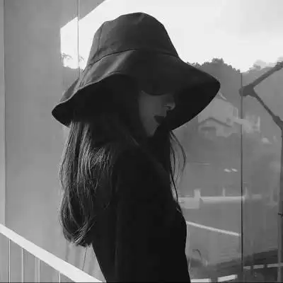 伤感黑白女生头像 绝情冰冷女生悲伤头像