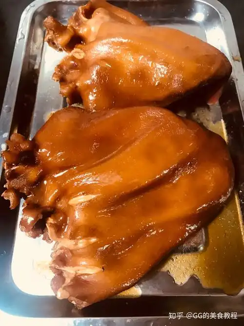商用卤猪耳朵做法技术配方全部告诉你学会即可开店
