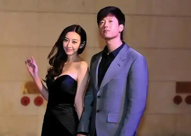 离婚多年,再看姚晨和凌潇肃各自境遇,两人差别已"一目了然"