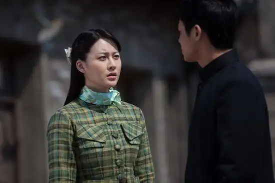 满山打鬼子杜雨辰携手江健上演烽火爱情