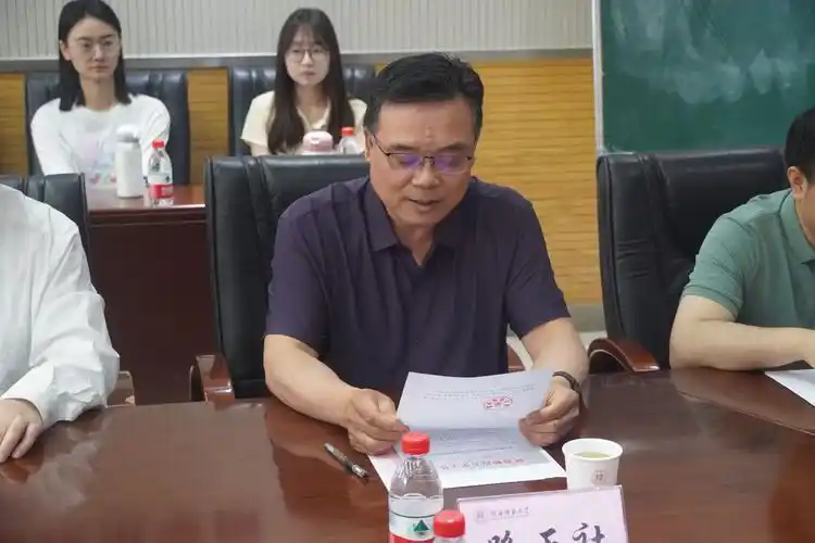 我院举行王建国,吴勇兼职教授聘任仪式-陕西师范大学物理学与信息技术