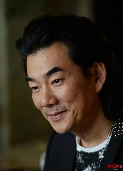 眼里有邪气的任贤齐每次唱心太软都当成这辈子最后一次