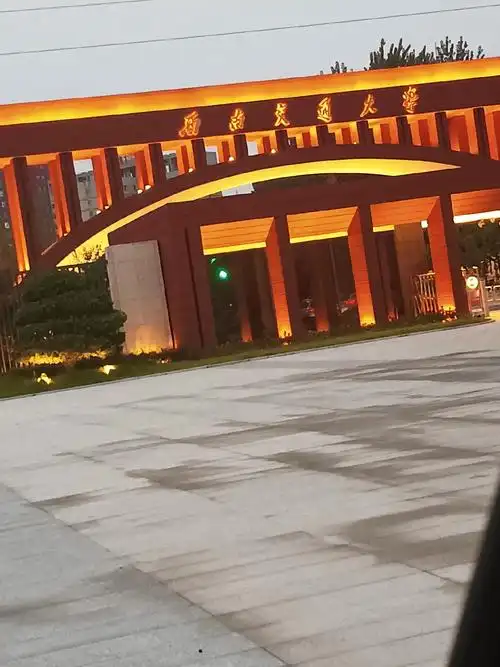 到西南交大犀浦校区收购游戏本成色好的很,成都全区域上门收售笔 - 抖