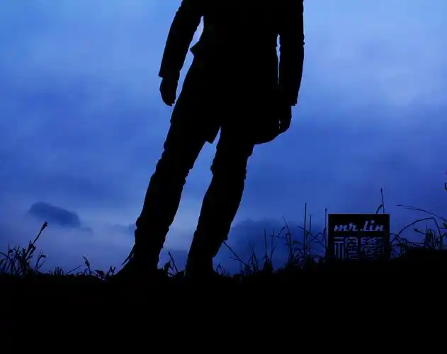 黑白背影-作品展示-mr.lin 视觉