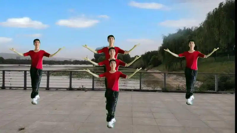 五人队形版《来跳舞》