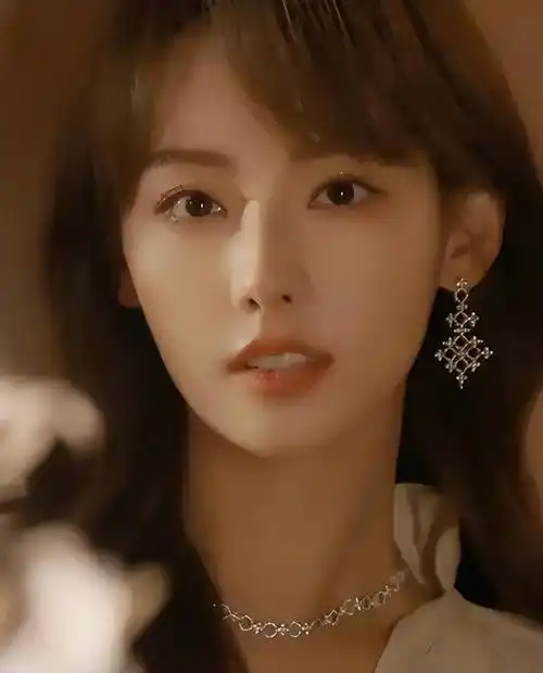 张嘉倪:虽没办婚礼仍叫婆婆阿姨,但我不后悔给小丈夫生下两儿子