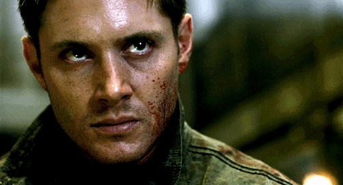 帅哥鲜血眼神气势gif动图_动态图_表情包下载_soogif