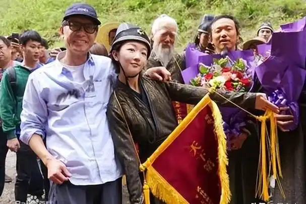 他是中国最牛演员,五个儿子都是大腕大儿子火过周星驰,甄子丹