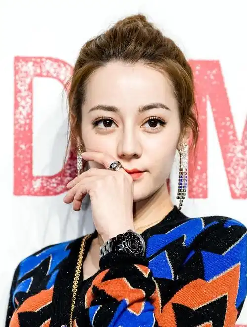 受男生欢迎的女生长相 男生眼中标准美女