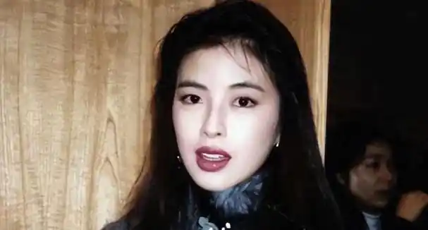 喝酒就分手,洁癖到3年换21家丁,罗美薇凭什么被张学友宠27年