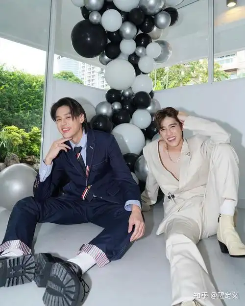 有没有好看的双男主泰剧? - 知乎