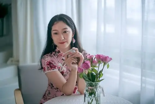 室内人像,旗袍少女.