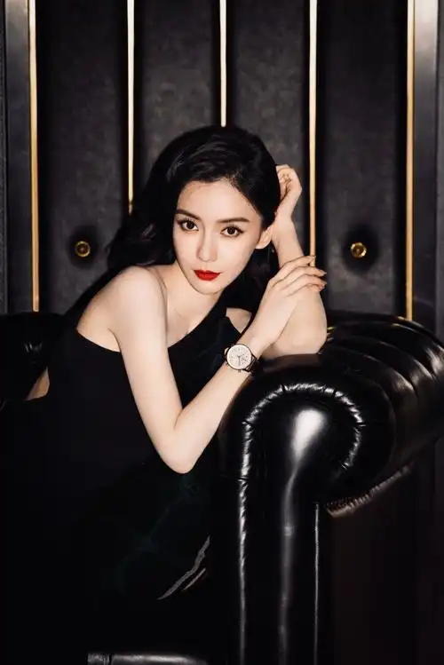 好戏开场##百年灵品牌代言人angelababy##航空计时系列##百年灵
