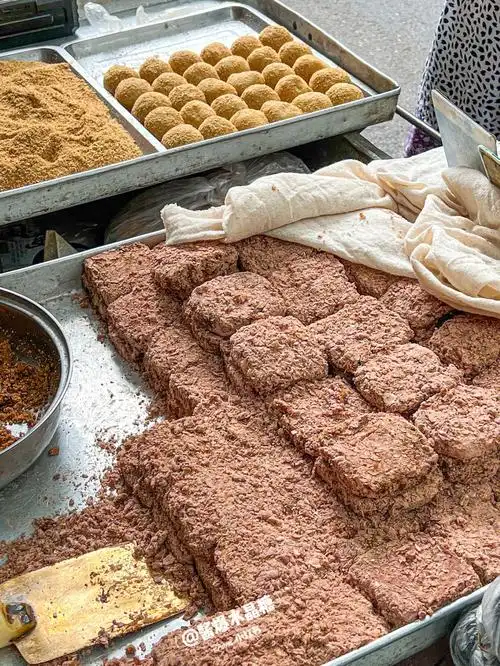 回民街超难买到的小沙糕60甜甜糯糯才3