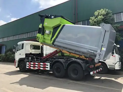 首页 湖北鑫洋科技有限公司 公共环卫设施 勾臂式垃圾车安全使用规范