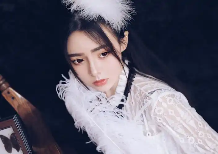 高冷美女性感蕾丝长裙复古写真,高清图片-壁纸族