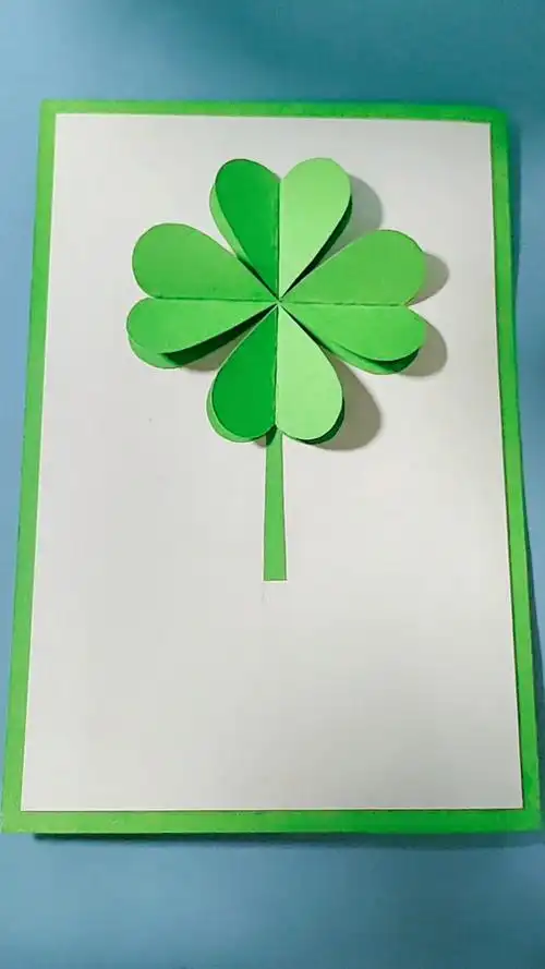 手工制作简单四叶草卡片制作